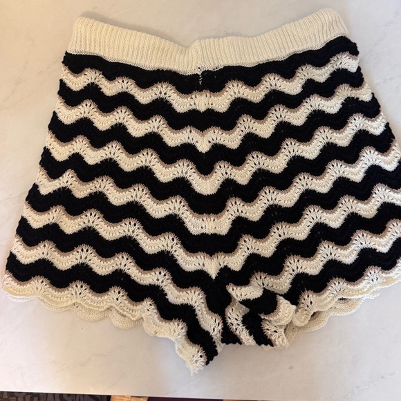 Skies Are Blue Black and Cream Crochet Shorts - Picture 3 of 4